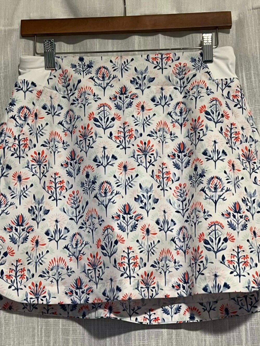 NWT Walter Hagen Pull-On Skort Tile Floral Pattern Size S